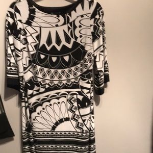 Print raglan sleeve dress